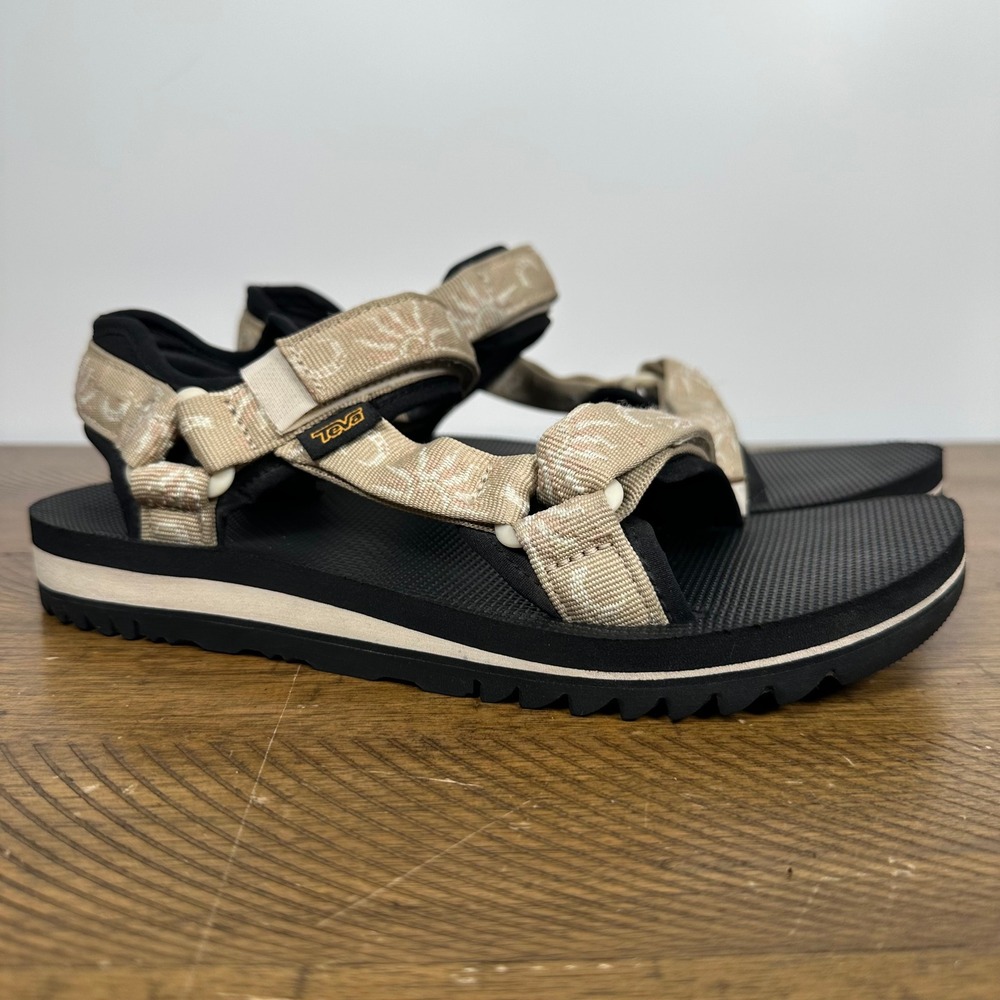 Teva Universal Trail Sandals Womens 8 Tan Vibram Megagrip Hiking Strappy